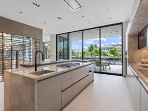 1721 SE 11th Street, Fort Lauderdale FL 33316
