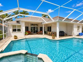 21166 Falls Ridge Way, Boca Raton FL 33428