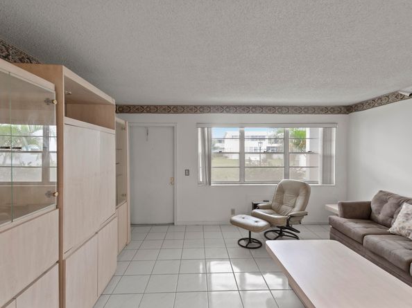 270 Farnham L 270, Deerfield Beach FL 33442