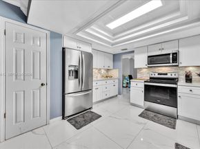 5260 SW 10th Court, Plantation FL 33317