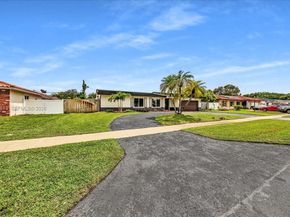 5260 SW 10th Court, Plantation FL 33317