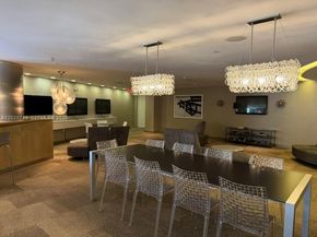 92 SW 3rd Street 1804, Miami FL 33130