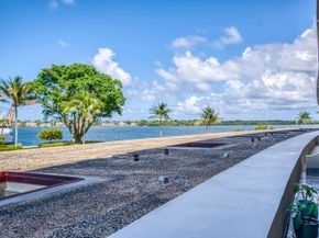 136 Lakeshore Drive 211, North Palm Beach FL 33408
