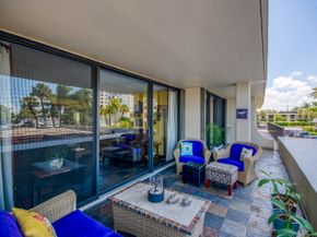 136 Lakeshore Drive 211, North Palm Beach FL 33408