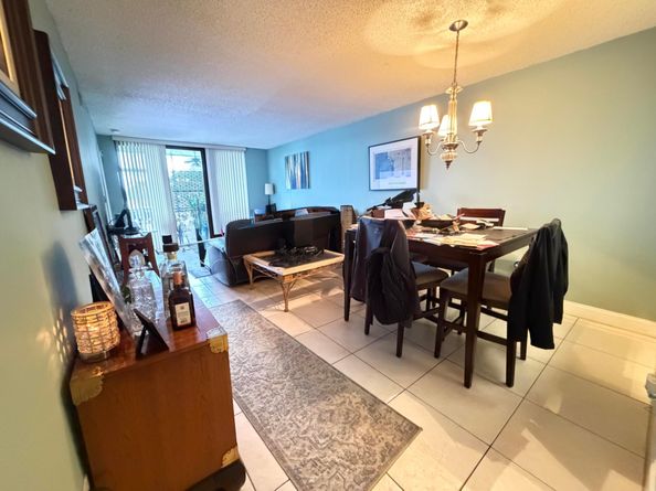 3300 NW 46th Street 104, Oakland Park FL 33309
