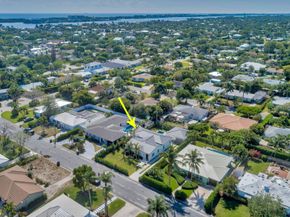 338 Alhambra Place, West Palm Beach FL 33405