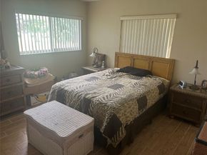 1271 NW 44th St, Deerfield Beach FL 33064
