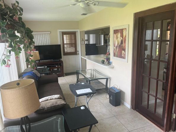 1271 NW 44th St, Deerfield Beach FL 33064