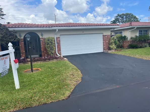 1271 NW 44th St, Deerfield Beach FL 33064