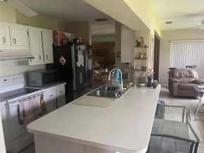 1271 NW 44th St, Deerfield Beach FL 33064