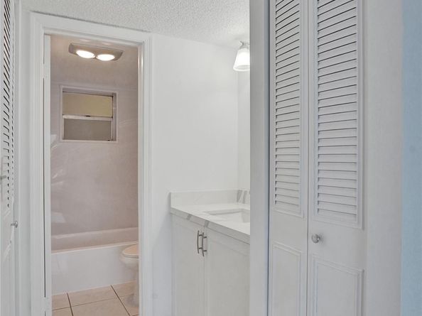 801 S Federal Hwy 405, Pompano Beach FL 33062