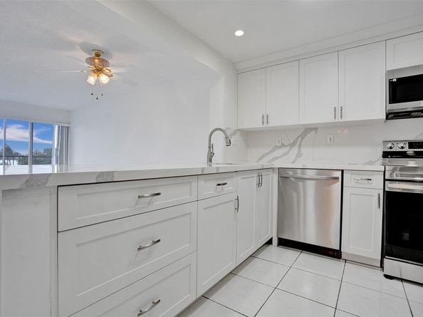 801 S Federal Hwy 405, Pompano Beach FL 33062
