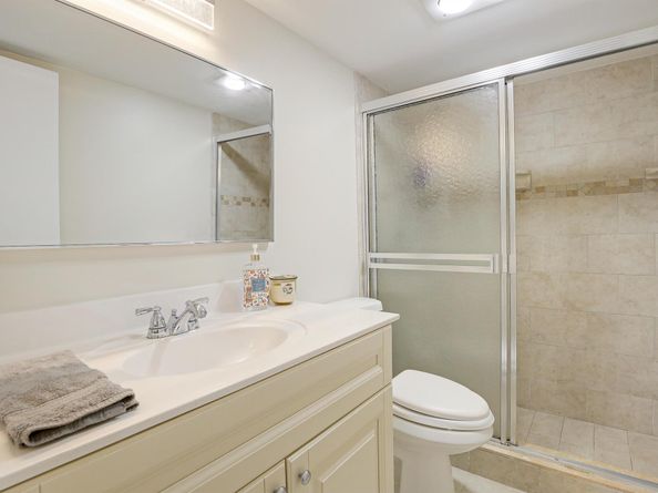 4272 Deste Court 106, Lake Worth FL 33467