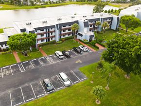 4272 Deste Court 106, Lake Worth FL 33467
