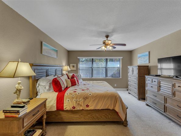 2260 Seagrape Cir, Coconut Creek FL 33066