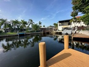1485 NE 57th Ct, Fort Lauderdale FL 33334