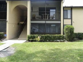 814 Sky Pine Way G2, Greenacres FL 33415