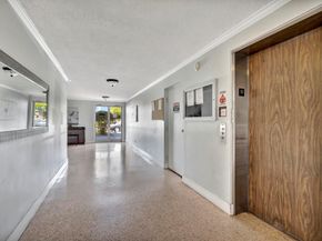 4270 NW 40th St 302, Lauderdale Lakes FL 33319