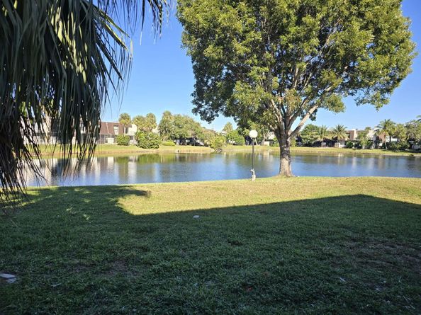 9111 Orchid Tree Ln 135, Pembroke Pines FL 33024
