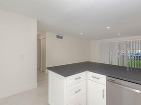 1425 Atlantic Shores Blvd 101, Hallandale Beach FL 33009