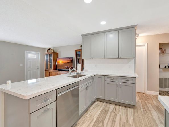 2012 SW 15th Street, Boynton Beach FL 33426