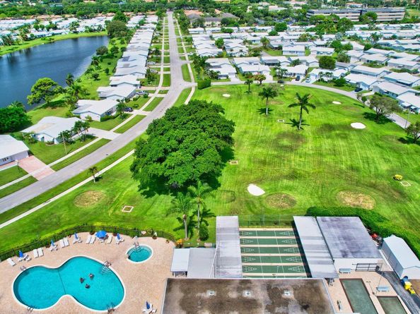 2012 SW 15th Street, Boynton Beach FL 33426