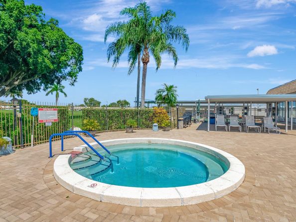 2012 SW 15th Street, Boynton Beach FL 33426
