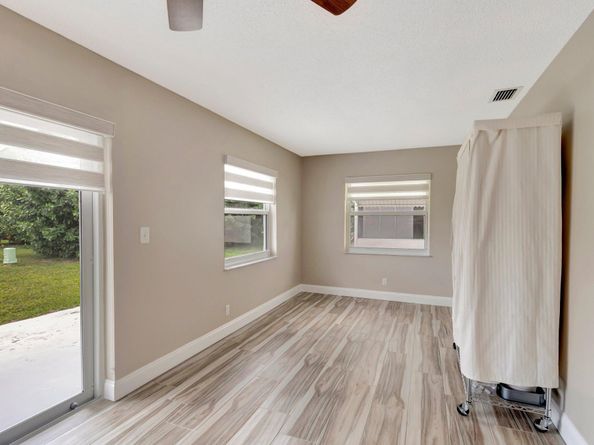 2012 SW 15th Street, Boynton Beach FL 33426