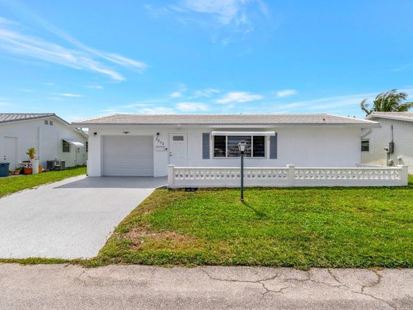 2012 SW 15th Street, Boynton Beach FL 33426