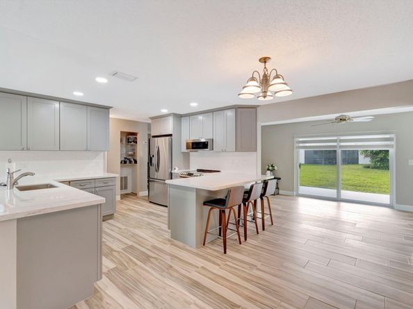2012 SW 15th Street, Boynton Beach FL 33426