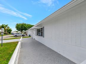 2012 SW 15th Street, Boynton Beach FL 33426
