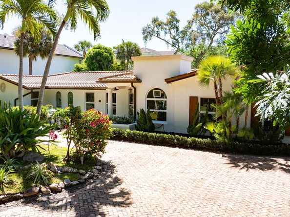 898 Azalea Street, Boca Raton FL 33486