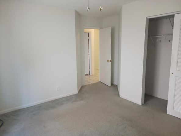 2231 NW 34th Terrace, Coconut Creek FL 33066