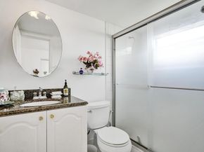 9340 Lagoon Pl 209, Davie FL 33324