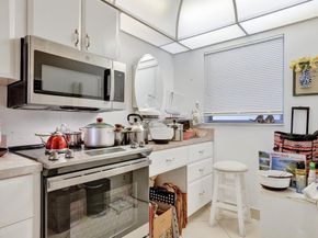 9340 Lagoon Pl 209, Davie FL 33324