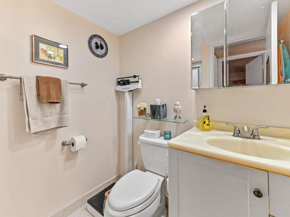 577 Monaco M, Delray Beach FL 33446