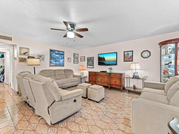 577 Monaco M, Delray Beach FL 33446