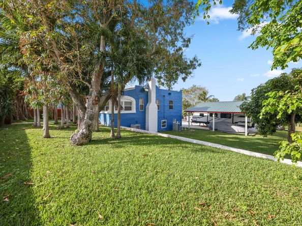 909 N A Street, Lake Worth Beach FL 33460