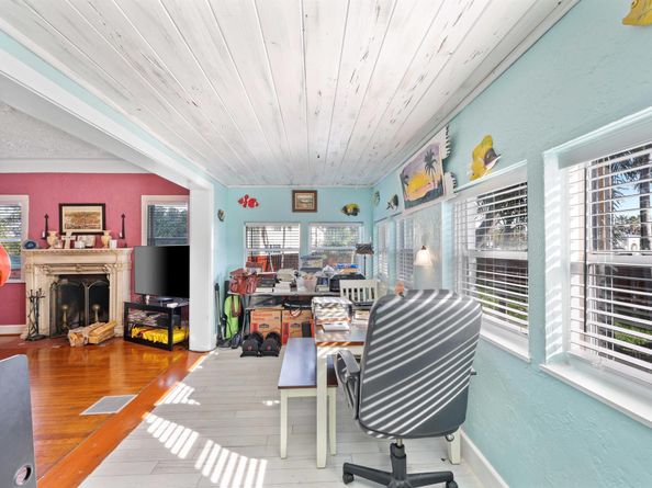 909 N A Street, Lake Worth Beach FL 33460
