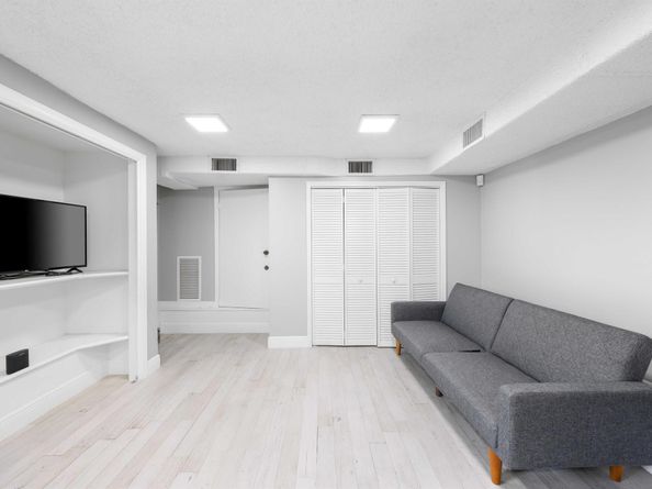 909 N A Street, Lake Worth Beach FL 33460