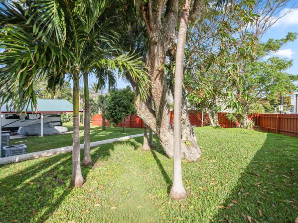 909 N A Street, Lake Worth Beach FL 33460
