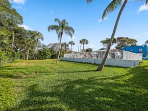 909 N A Street, Lake Worth Beach FL 33460
