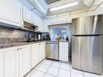 2309 S Cypress Bend Dr