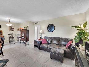 5300 Washington Street C316, Hollywood FL 33021