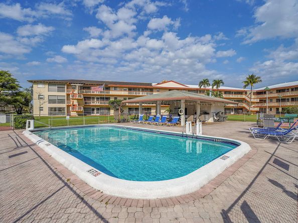 5300 Washington Street C316, Hollywood FL 33021
