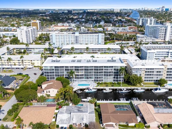 3050 NE 47th Ct 502 & 503, Fort Lauderdale FL 33308
