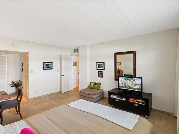 3050 NE 47th Ct 502 & 503, Fort Lauderdale FL 33308