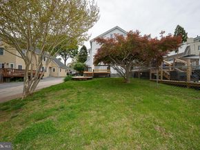 436 Saint Davids Avenue, Wayne PA 19087