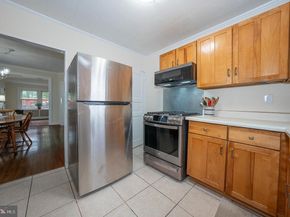 436 Saint Davids Avenue, Wayne PA 19087