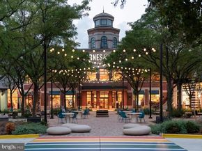 1021 N Garfield Street 238, Arlington VA 22201